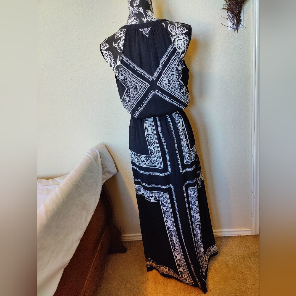 Old Navy Black and White Print sleeveless dress π€π€π€(S/P)π€π€π€ - Picture 4 of 16
